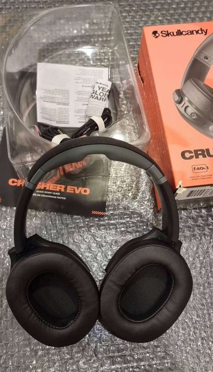 شباب هيد فون جديدة سعره غالي اعلى سعر ابيع
Skullcandy: سكال كاندي
CRUSHER EVO: كراشر إيفو
40h: 40 ساعة
Battery Life • Rapid Charge: عمر البطارية • شحن سريع
Patented Crusher Bass: صوت جهير Crusher الحاصل على براءة اختراع
Tile™ Finding Technology: تقنية Tile™ لتحديد الموقع
Personalized Audio Tuning: ضبط الصوت الشخصي


**إذا كنت صاحب هذا الإعلان وتريد حذفه لأي سبب، رجاءا أرسل رسالة إلى الدعم الفني**