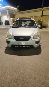 كيا كارينز • ٢٠٠٧ • جير عادي