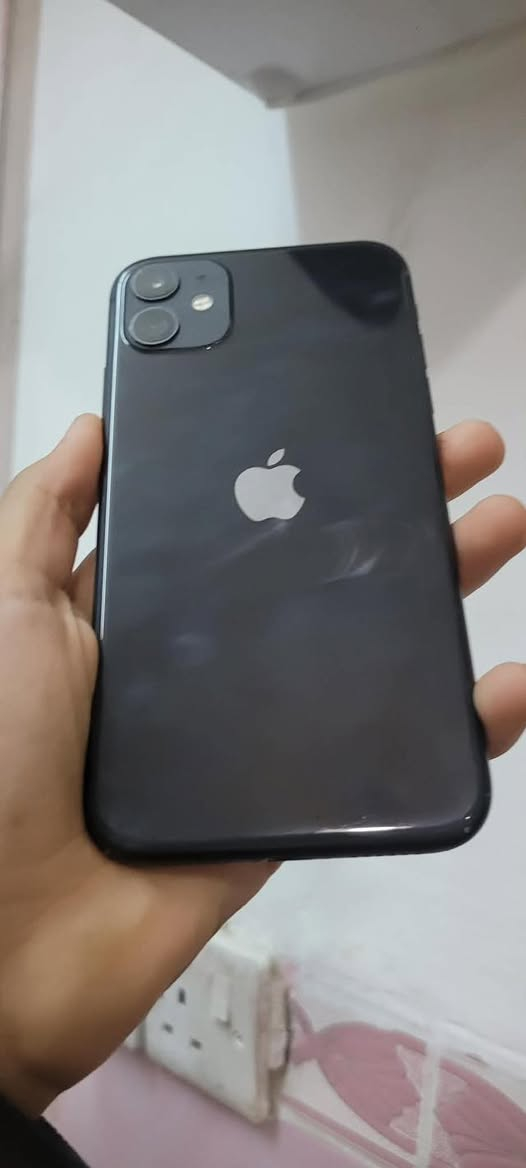 آيفون 11 كامرتين 
مابي عيب 
فيس إيدي شغال 
شاشه مبدل شرط اصلي ثلاث نقاط 
وبطاريه مبدل شرط اصلي يعني ميعتبر مبدل 
كامرات فول 
بطاريه 100 
فلاش شغال 
كلشي شغال ومابي عيب
نضافه 100/100 شرط شخط مابي 
السعر بل خاص فقط الشرايه


**إذا كنت صاحب هذا الإعلان وتريد حذفه لأي سبب، رجاءا أرسل رسالة إلى الدعم الفني**
