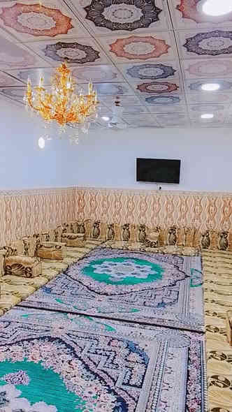 بيت طابو صرف للبيع مساحته 154متر طابقين واجهيه 9ونص الطابق الاول صاله مطبخ غرفة نوم كبيره واستقبال وصحيات وطارمه  تدخل بيه سياره 
الطابق الثاني غرفة نوم ومطبخ السعر ع مبادره 145وبيه مجال وبدون مبادره هم ابيع المكان كربلاء حي العسكري قطاع 13قرب حديقه النور للاستفسار ع وخط وبيه واتساب ***********
