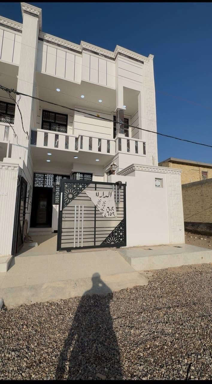 ((بسم الله الرحمن الرحيم))
🏡     🏘      🏚 

#بيت_للبيع      تستلمه كامل 

🔴في الجغيفي ثانيه

🔴 كاع بيت نايل 

✅المساحة :120
 
مكون من 3غرف نوم
 صالات2
ومطبخ 
واستقبال 
حمام عدد2
مناور عدد 2

 🛣 الشارع 🛣🛤 : 10

🗒📑⚖️ نوع الملك : طابو زراعي صرف علماً عند الشراء تدخل مباشرتاً بالسند المشترك الطابو لصرف الازراعي

💸💰 السعر  💰105 وبي مجال
للاستفسار : مراجعة 
🥇 مكتب الدليمي 🥇
🩸📍العنوان الجغيفي _نهاية سياج المقبرة على السايد الايمن.                         
                                     
            📱📲  للاتصال :  ميثم*********** 📞☎️

#عقارات_الفلوجة #عقار_للبيع #عقارات_الانبار #عقارات_العراق  #العقار #عقار
#العقار_للبيع #للبيع #بيع #بيت #بيوت #قطعة #قطع
#ارض #
