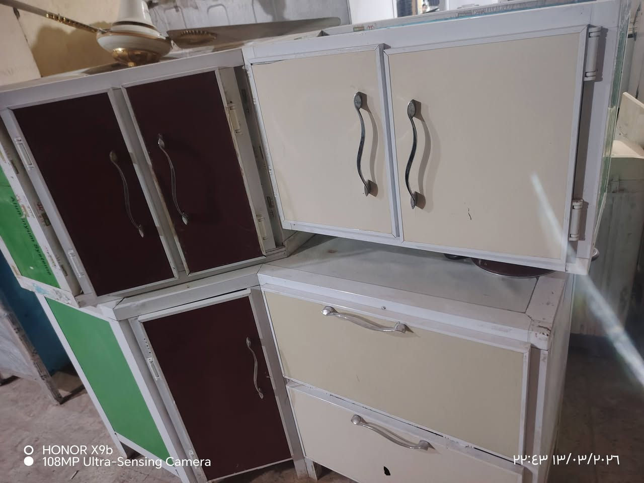 غراض منزليه للبيع وبسعر مناسب للاستفسار الحر الصغير قرب جامعه أهل البيت مجاور روضه السنابل *********** يوجد لدينا كادر فتح وشد الغرف التركي والصيني وبسعر مناسب
