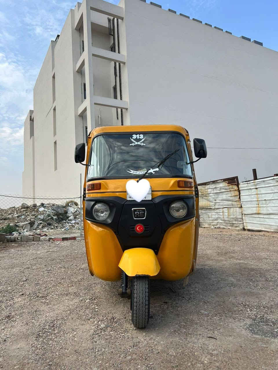 تكتك موديل 2022مرقمة باسمي
المحرك مكفول كفالة عامة 
الكهربائيات كلها شغالة
بس ما عدة الضربة الي بل صفحة والباقي موضح بالصورة 
التكتك خير من الله 
***********
ممتواجد خاص الي يريد يتصل
مكاني بغداد منطقة بغداد الجديدة 
السعر 7250ببها مجال
