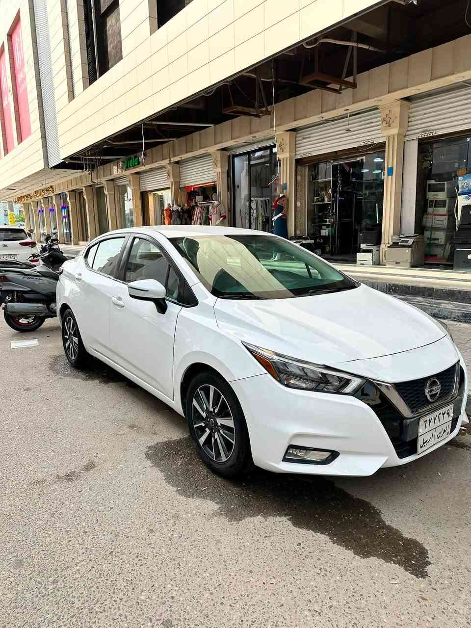 نيسان صني مكسيكي وارد خليجي
موديل 2021 
ماشية 60 الف 
بيها بارد خشم البنيد وجاملغ 
وبيها شوي ملاحظات
بدون صبغ 
وكالة بأسم شركة 

المواصفات:
أيرباگ 2
شاشة
كاميرا
حساسات
مانع انزلاق 

السعر 115$ 

عنواني:
بصرة-عشار 
***********
