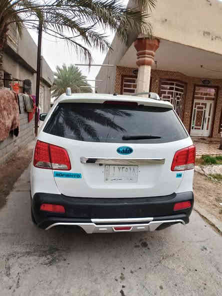 السلام عليكم للبيع سورنتو 2011 خليجي كويتي رقم بغداد تحويل مباشر فول مواصفات للئخير بصمه وبنوراما 6 سلندر 7 راكب تبريد مركزي لايت زنون اشاير بلمري بك لايد لد حساسات شاشه وكامره  داخل احمر بلاد جلد وكهرباء جدد تحكم ستيرن اعلى شي سياره بيه 5 قطع صبغ بلضبظ بدون داخل مكاني بابل يم سيطره الأثار السعر 133 بيه مجال بيع سريع ***********
