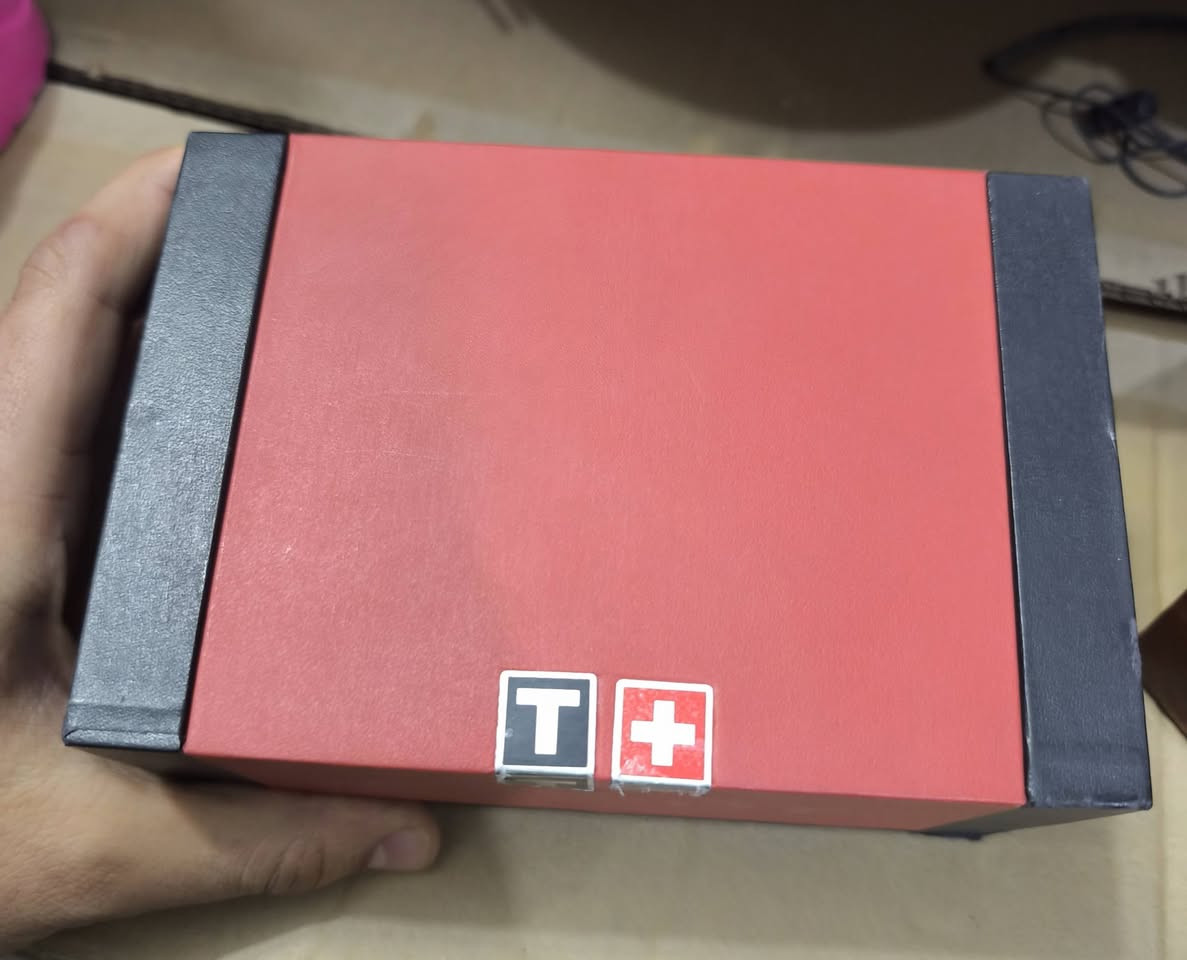 هاي ساعة معروضه يمي ب300 دولار


**إذا كنت صاحب هذا الإعلان وتريد حذفه لأي سبب، رجاءا أرسل رسالة إلى الدعم الفني**