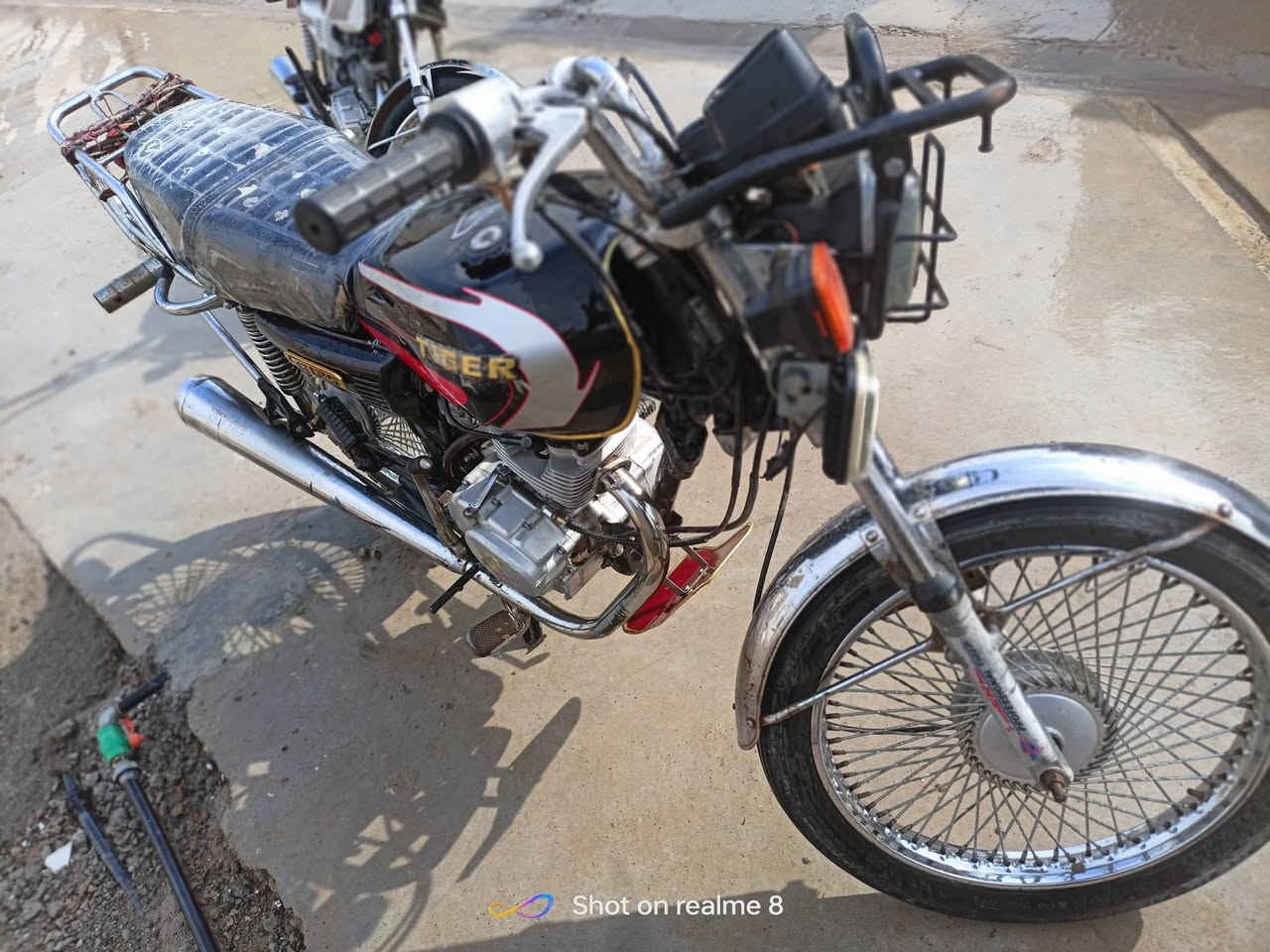 تايكر 2019 نضيف حيل مكرك بس مفيلس
السعر 450
العنوان كوكجلي 
الاتصال ***********
