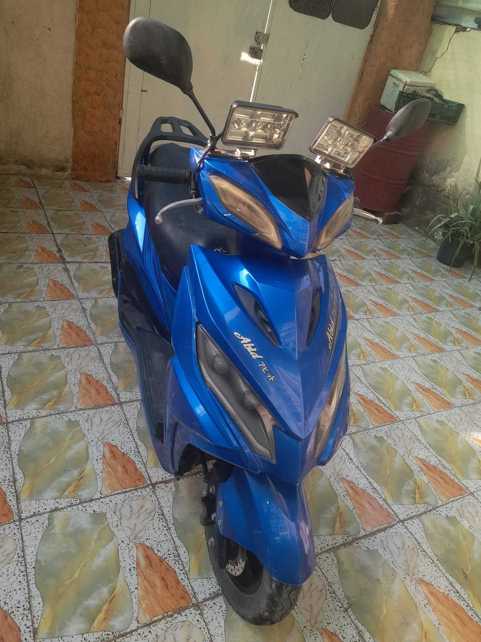 دراجه البيع الحله شارع 80حي العسكري قرب مخبز مهند السعر 400الف ***********
