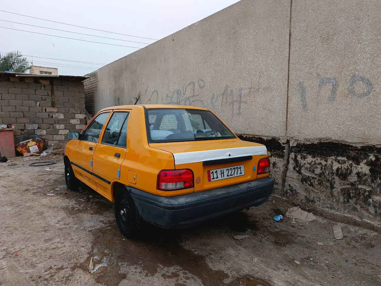 السلام عليكم سايبه للبيع موديل 2018 سياره كفاله عامه بنيد مبدل سياه جير مكينه حداديه جديدات سياره مال شغل السعر 44 وبيها مجال سياره نظيفه بالخير علي اخذها مكان بابل القاسم***********
