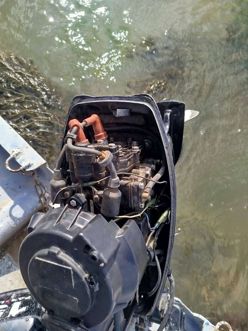 سلام عليكم مكينه بيرسن 15 لا مفتوح لا كير ولا محرك لبيع مكاني كوت الموفقيه وهاذه رقمي
***********
