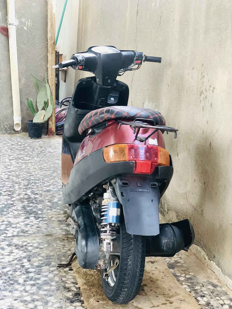 السلام عليكم ورحمة الله وبركاته دراجة بطة نثية للبيع ب150 وبيه مجال قليل  رقمي *********** مامتواجد بالفيس
