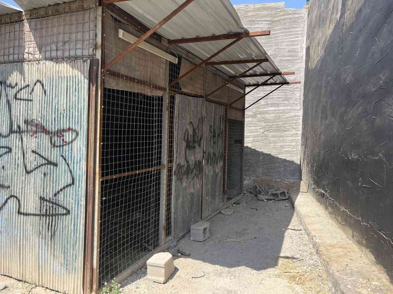 كرفان لبيع 4/5 ‭٠٧٧٣ ٢٤٨ ٦٤١٢‬
