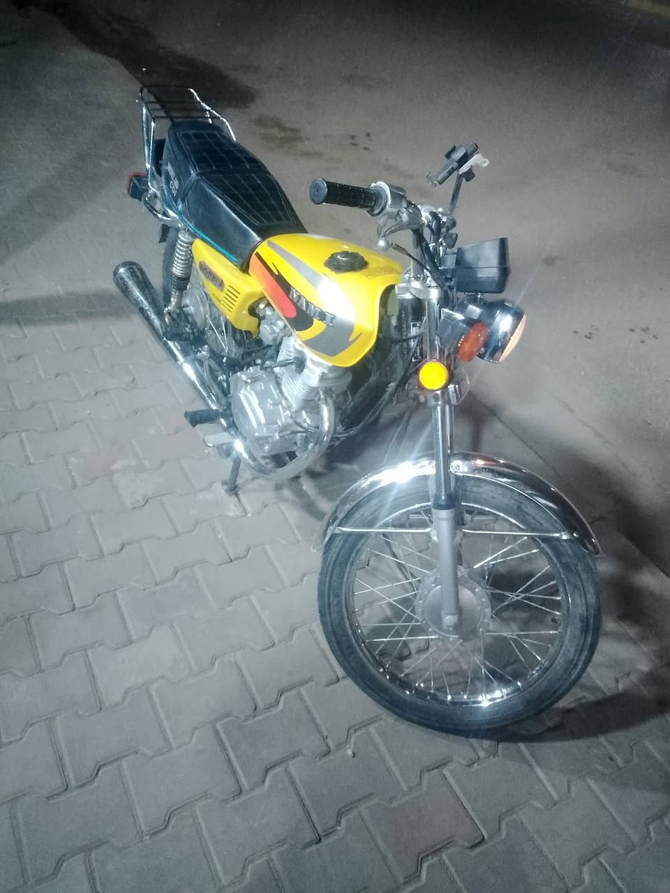 سلام عليكم نامه البيع دراجه سكنر سعر خمسميه  وخمسين يحب يتصل   ***********
