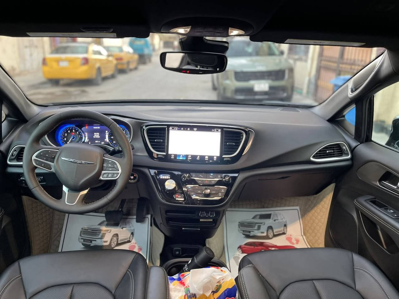 السلام وعليكم باسفيكا 2025 بدون صبغ تبديل باب وجاملغ نفس لون ماشيه 15 السعر 270
للستفسار ***********
