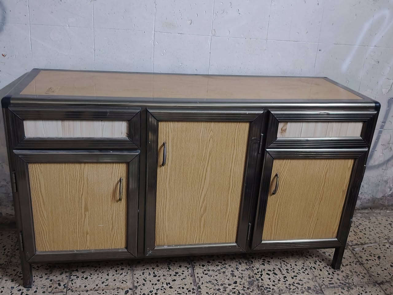 🔸اكو خدمه توصيل بكروة 🔹
اغراض نضيفات جداا المكان بغداد حي الجهاد الاستفسار ع هاذ الرقم *********** او ع خاص متواجد
