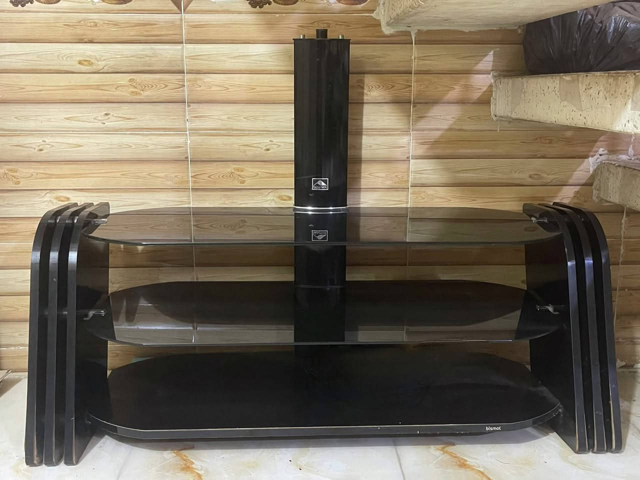 ميز تلفزون تركي نظيف للبيع السعر 40 الف


**إذا كنت صاحب هذا الإعلان وتريد حذفه لأي سبب، رجاءا أرسل رسالة إلى الدعم الفني**
