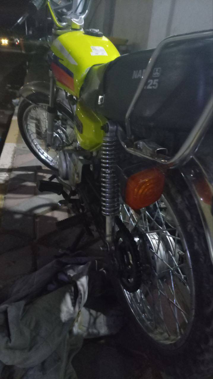 مكلف بل نشر + السلام عليكم دراجه البيع موديل 2022بس ورقه ضايعه السعر 450قفل مفتوحه المو شراي  لا يتعبني وهاذ رقمي***********المكان كوت زويريجات ❤🌹
