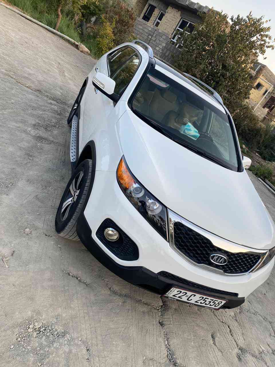 كيه سورنتو موديل 2010 فول مواصفات  7 راكب 3 قطع تبريد مكينه 3600 بصمه بنراما سعر 135  مكان كربلاء الحسينيه ***********
