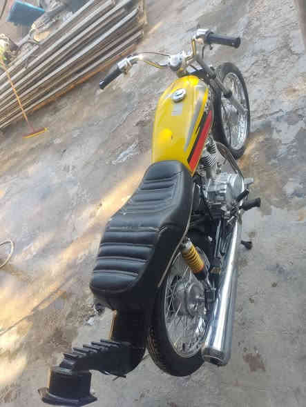 السلام عليكم ناعمه شلامجه اصلي كفاله عامه موديل 2024تعمير جديد موديل شاصي 23 شاصي اصلي ناعمه مكاني بغداد الزعفرانية سعر 550 بيها مجال رقم ***********
