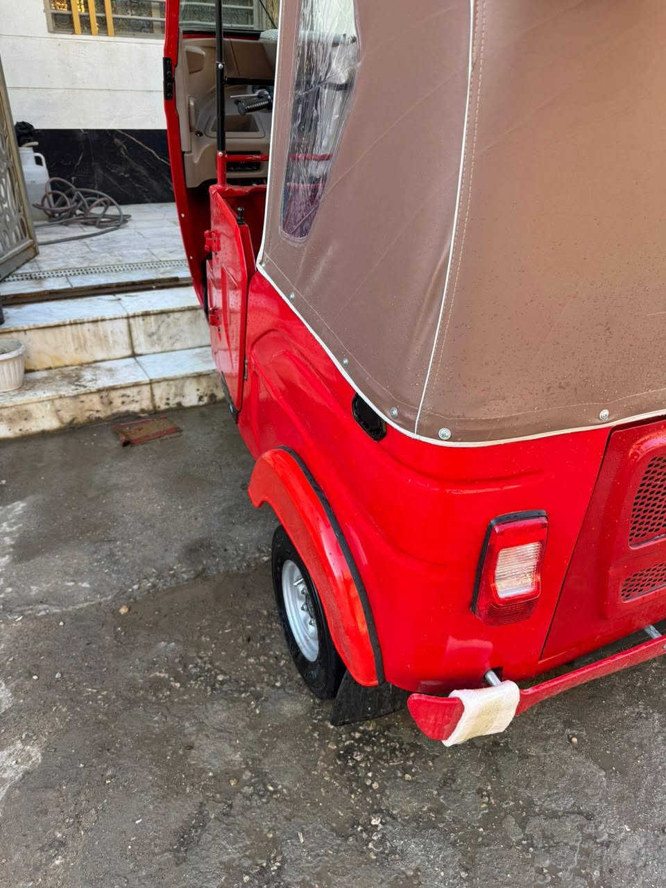 السلام عليكم تيك توك موديل 22 للبيع مكاني كربلاء سعر 8:30 وبيها مجال بيها ضربه بس  ***********
