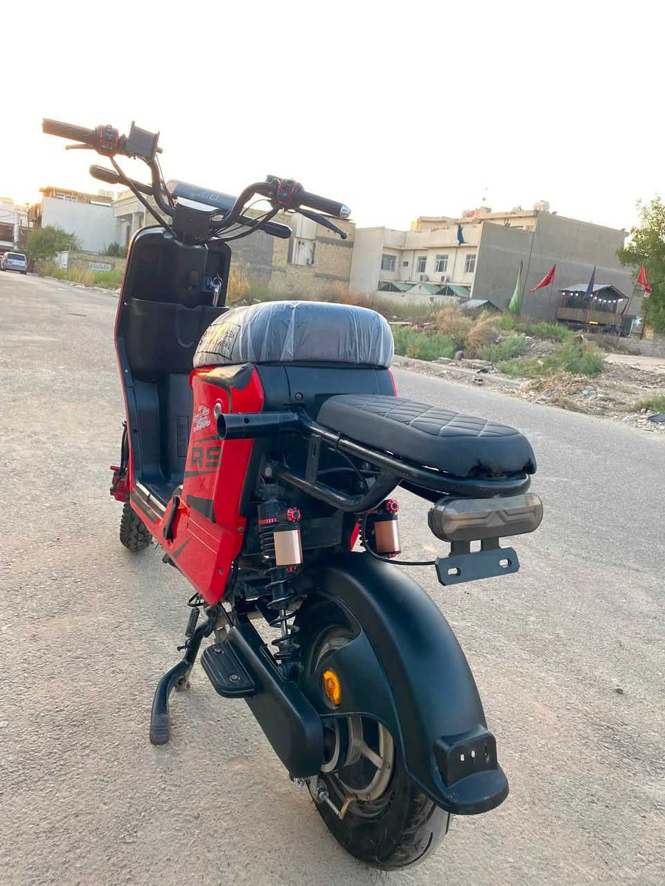 R9  مستعجل عل بيع
نضيفه كلش اخت الجديده باتريات علفحص

السعر 300 بيها مجال حك الجيه

مكاني بغداد حي العامل
***********
