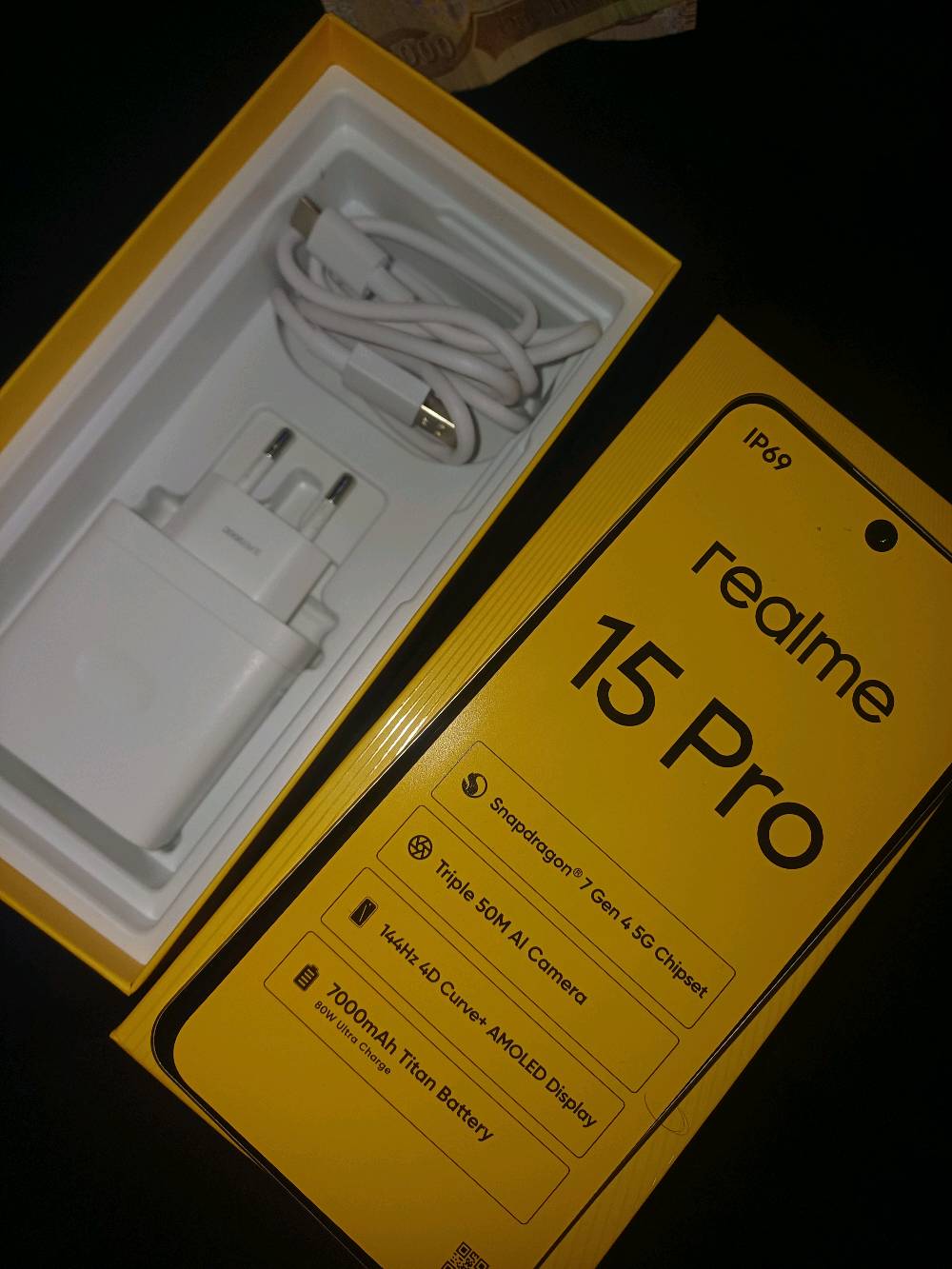 السلام عليكم ريلمي لون سلفر ذاكره 512 ، الجهاز البارحه فتحته ، تاريخ الشراء بالوصل تكدرون تشوفوا ، اريد ابيع بسبب ضرف اخذته قصد اريد ابيعه هسة ، اريده ب 525 قفل ، مكاني زعفرانية 