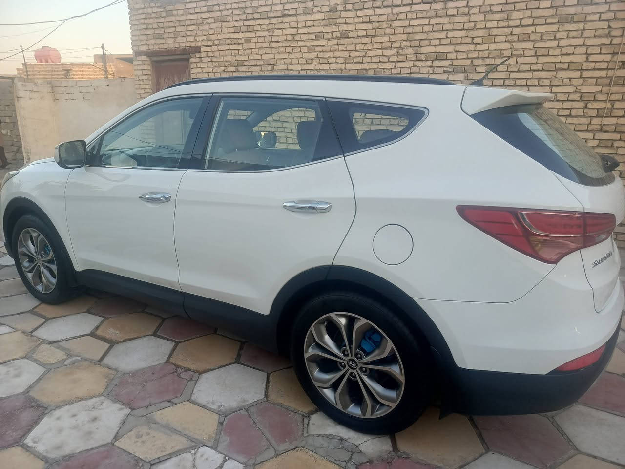 سنتافيا 2013 خليجي باسمي مشروع وطني مكفولة ضربه وصبغ بيها بارد بسيط  مكينه أربعة سلندر 2400 مواصفات سبعة راكب 3قطع تبريد ويل كروم حساس خلفي كامره حاجب لايت زنون اصلي مرايات شفط سياره جديده وجاهزة مكانها الناصريه السعر 148 الاتصال ***********
