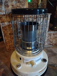 للبيع صوبة نفطية للتواصل  07805301149