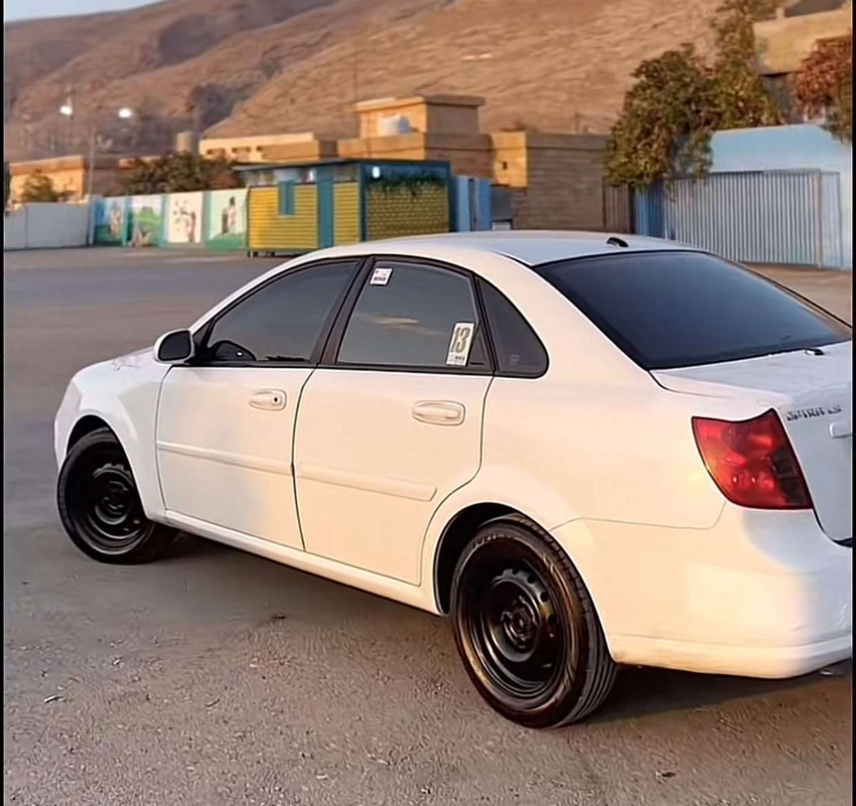 2012هیجی نیە تەنها دوو ساردە کوتە هەیە سەیارەکە خاوێن مایتەوە بئ مەسورفە سەناوی و هەزە رەقەم هەموو نویە تەبریت سارد و گەرم بەشەرت گیر و مەکینە بەشەرت ئەگەر موشتەری تەلەفۆن بکە*********** أربيل, العراق
