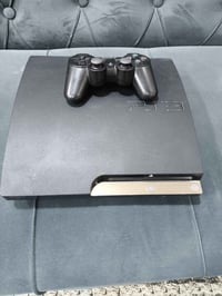 بلاي ستيشن 3 • نضافه ٩٥٪ • مع ٥-٦ ألعاب