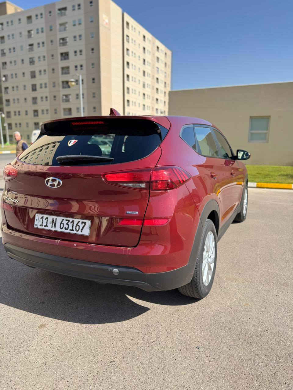 السلام عليكم توسان ٢٠١٩ وارد امريكي حادثها جاملغ او بنيد بدون دواخل نص فول محرك ٢٠٠٠ بأسمي شرط تحويل ثاني يوم هزه جديده مكفوله كير او محرك ماشيه ٩٠ السعر ١٦٠ بيها مجال مكاني بغداد بسماية سونار ضمن الصور الاتصال *********** طبعا السياره جدا نظيفه مال جناي ممتعوبه ومعتني بيها
