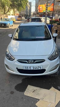 للبيع موديل 15خليجي بسمي هزه جديده سنويه جديده بيها طخطخات صبغ اقل حزا...