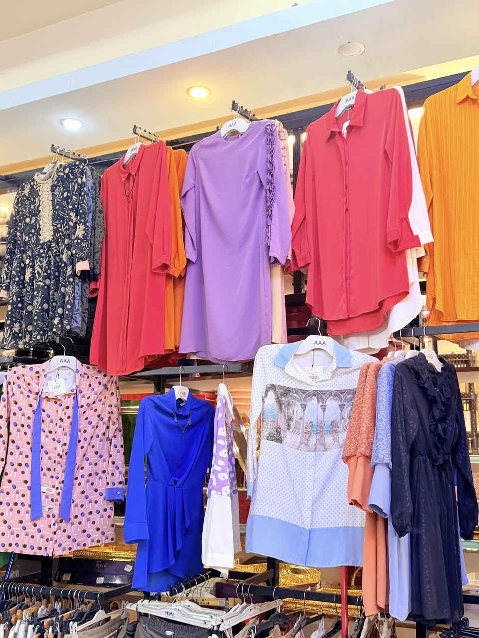 📢 بيع شِلعة قمصان نسائية 📢
👚 العدد: حوالي 100 قطعة

💰 سعر القطعة: 5,000 دينار فقط

✨ موديلات متنوعة ومناسبة للبيع بالمفرد أو لأصحاب المحلات

🔥 فرصة مميزة للتجار والباحثين عن الربح السريع

📍 للاستفسار والحجز مراسلتنا على الخاص


**إذا كنت صاحب هذا الإعلان وتريد حذفه لأي سبب، رجاءا أرسل رسالة إلى الدعم الفني**