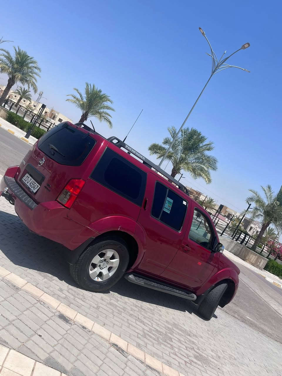 نيسان باث فايندر ٢٠٠٦ 
محرك ٦سلندر ٤٠٠٠ جديد 
كير اوتماتيك دفع رباعي 
رقم بغداد دولي باسمي شرط التحويل 
صدر امامي جديد 
صدر خلفي نص عمر 
تبريد شغال 
شاشه وكامره 
٧راكب 
السياره بيها ٢قطعه صبغ بدون دواخل 
سياره جاهزه وحلوه 
سعرها ٩٠ وبيها مجال بسيط 
مكاني صلاح الدين تكريت 
للتواصل ***********
