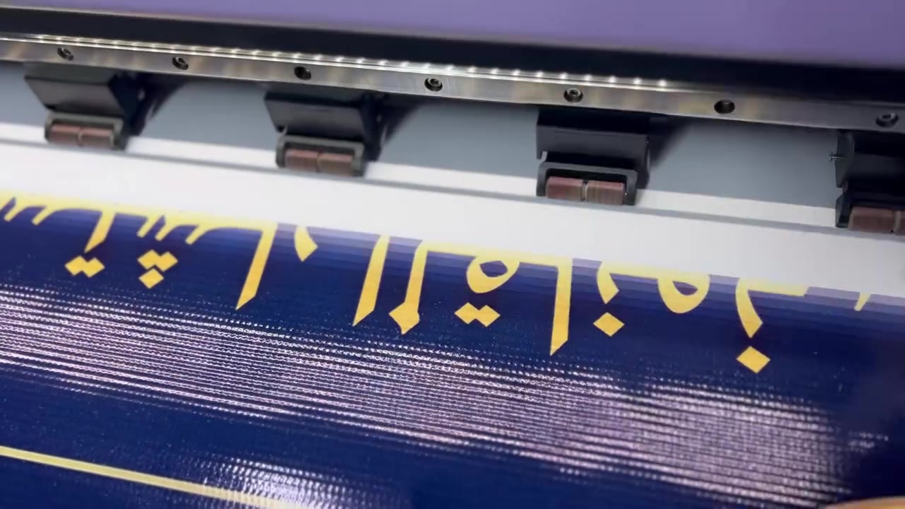 السلام عليكم ( للبيع )
مكينة قياس 1،80 هيد واحد Xp600
نظافة الهيد 90‎%‎
للاستفسار الاتصال ***********
