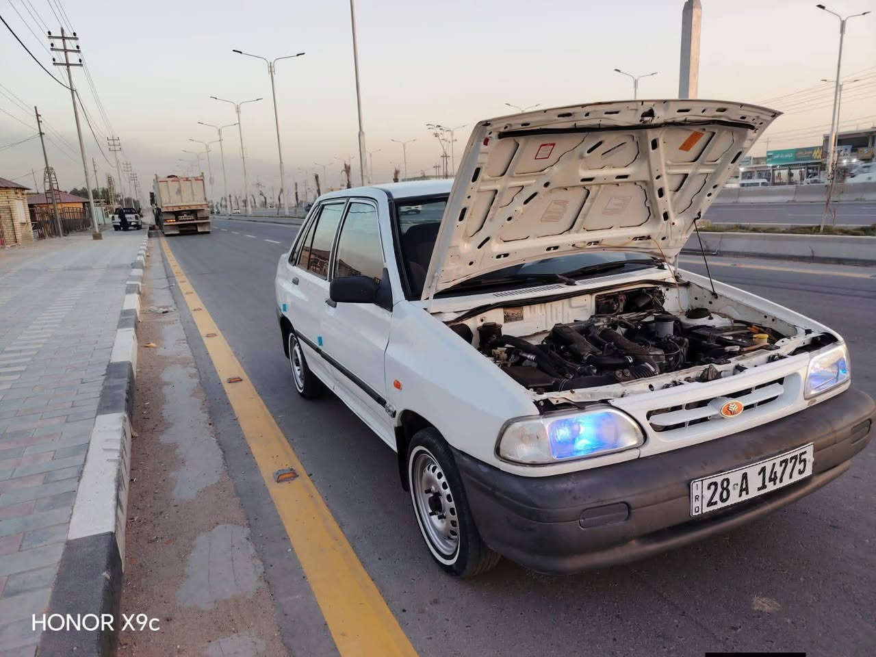 السلام عليكم سايبه للبيع موديل12مكفوله كفاله عامه رقم نجف  كير حداديه مكينه مكفوله  مكان نجف  رقم انكليزي السياره جاهزه تواصل على رقم فقط ***********سيد قاسم
