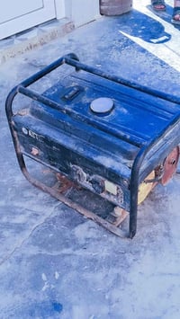 مولد 2:5 للبيع شغال كل شيء ما بيه 07814168067