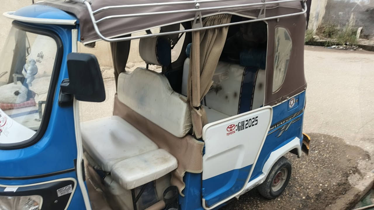 تكتك للبيع موديل 22 كفاله رقم دولي بسمي بسنويه ٢٣ شهر ١١ مكاني الغراف
السعر ٨١٠٠ وبيهه مجال
***********
