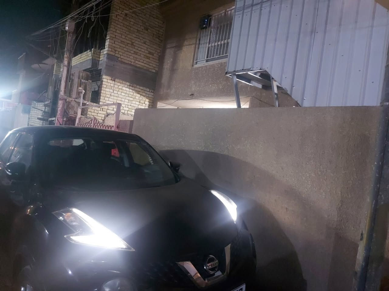 السلام عليكم من رخصة إدارة نيسان جوك 2016 خليجية رقم بغداد انكليزي فول سيارة مال بيت على ايدي بلاديه سعر شده و5وبيها مجال مكاني بغداد النواب رقمي ***********
