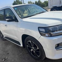 لاندكروز • ٢٠١١ • محدثه ٢٠٢١