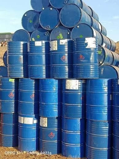 بسم الله الرحمن الرحيم                                                       يتوفر براميل بلاستك درجه اولا بقياس220 /260/170                                             +براميل حديد                                                                        مع ضمان بسعر جمله.                                                        مكان بغداد باب الشرجي ساحت طيران.                                  للتواصل ***********
