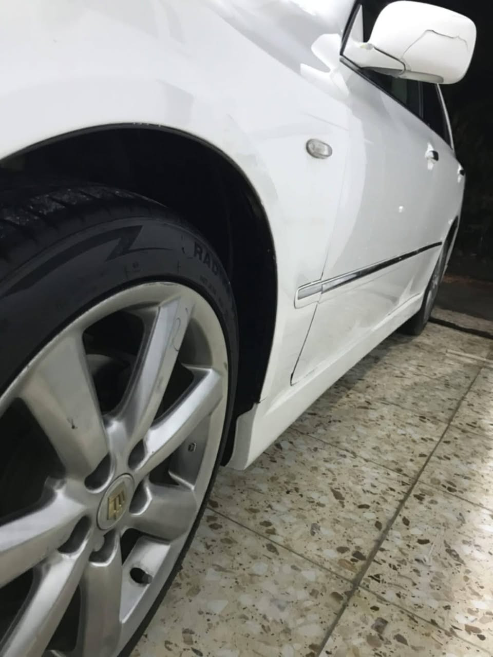 شاهینە
بچوک بە بچوک
بێ دەعم و لێدراو
بێ دوکەڵ و بوغار 
 سارەی ماڵانە ئمەحرەز نیە 
کوشن جڵد هیتەرە
ساج سورە
ناو ڕەش
ویل دینگە
تایەی لۆکن تازە بەستراون
برێگی بەستراوە
هەرچی عەیب بێت لەم سەیارەیەدا نیە عەیبێک بەقەدەرنوکە دەرزی
شوێن قەڵادزێ 
بۆ معامەلەی بن 50 گەڵا نامە و تێل مەکەن با سەری یەکتر نەهێشێنین
***********
