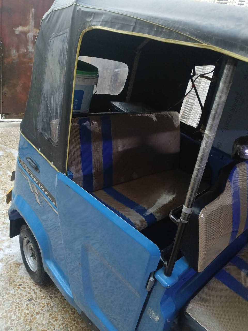 السلام عليكم تكتك للبيع tvs موديل 22 شهر 10 محرك مفتوح بدي شوف العين بدي كلش نضيف مكاني البصره الحيانيه السعر 7700 سبعه وسبع ميه رقم ***********
