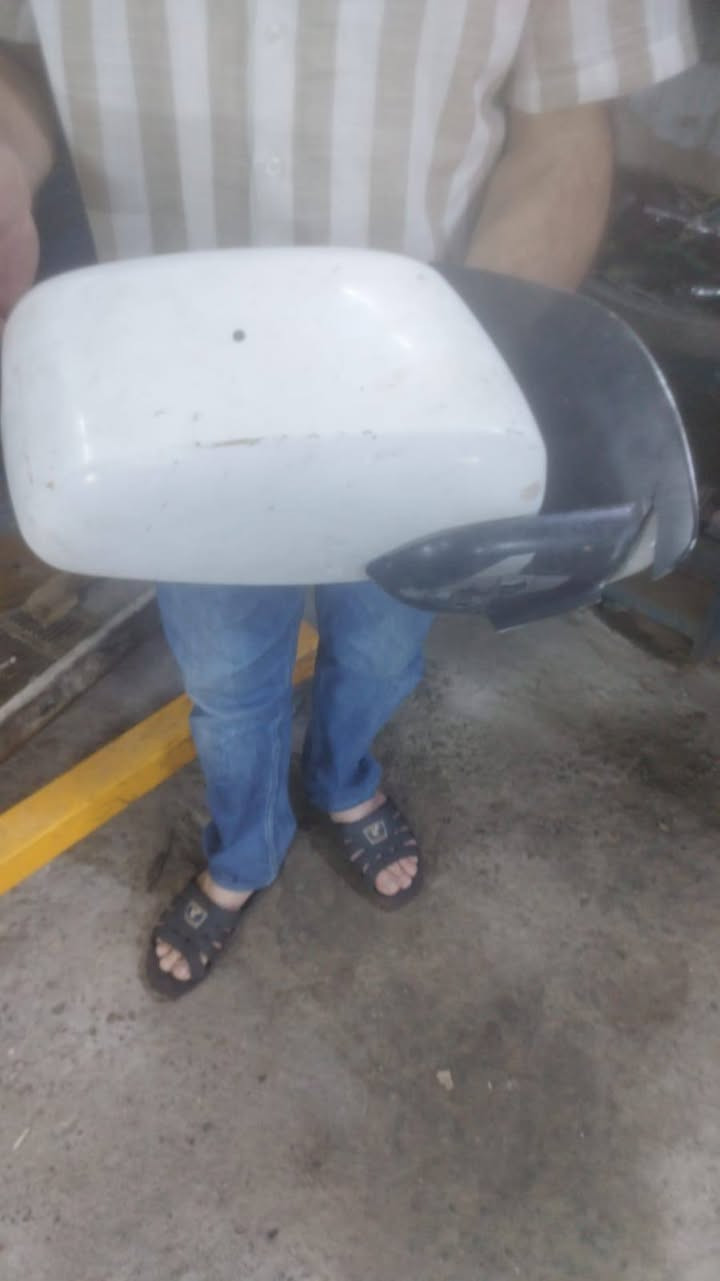 ادوات احتياطيه نيسان نيفارا تفصيخ السعر على الخاص او الاتصال ***********
