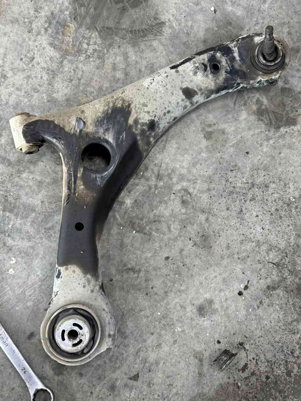 مساء الورد 🌹

🚘 دوج  كراند كرفان 2009
🔧 جانب من أعمالنا في الوافي لصيانة السيارات الأمريكية

✔️ تبديل شريط استيرن خاص بالهورن وتحكمات الراديو
أصلي أمريكي جديد (MOPAR)
✔️ تبديل دبلات أمامية
✔️ تبديل زوج طبلات
✔️ تبديل شمعات
✔️ تبديل رباطات (لاستيك)
🎰🎰🎰
✔️ تبديل حدادية الصدر الخلفي كامل مع البوش والدبلات
🔹 العمل حسب العرض المقدم لأعضاء الكروب بسعر 175
✔️ تركيب تخم إطارات قياس 225/70/16

🔧 شغل نظيف • قطع أصلية • أمان وضمان
كل هذا وأكثر في محلات #الوافي

📍 العنوان:
🔹 بغداد – حي الجامعة – نفق الشرطة باتجاه العامرية
🔹 الفرع الرئيسي: بغداد – سريع الغزالية – أبو غريب – قرب سيطرة السونار والتبادل

📞 أرقام الهاتف:
0771 771 9311
0780 716 3810

⏰ التواصل بأوقات العمل فقط لطفًا
الوافي… ثقة وأداء يليق بسيارتك 💪🚗
