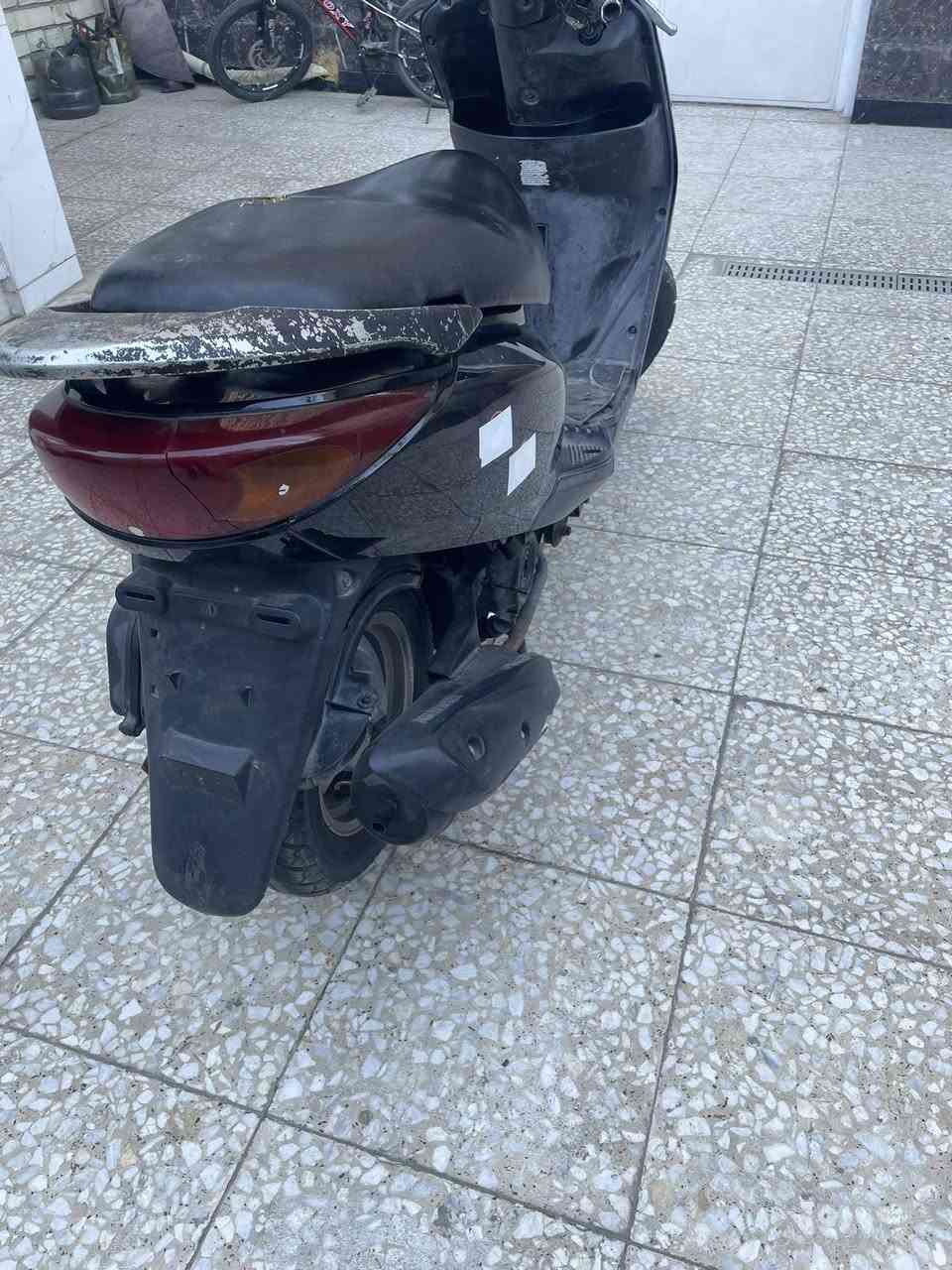 سلام عليكم لبيع دراجة بريز 140 دراجة خير منالله مابيهة أي نقص أوراق كاملة محرك خير منالله مكاني بلديات ضباط سعر 500 رقم تليفون ***********
