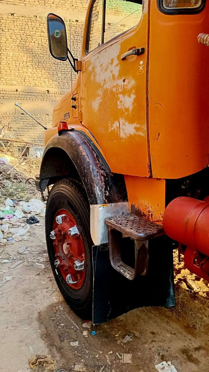 السلام عليكم للبيع اقجم 81 مكينه ستندر كير 90مجموعه 17تخم تاير شاصي مكفول  بدي جعب مايلر  سياره جاهزه مكان بغداد بوب شام
الاستفسار ع ه‍ ***********
