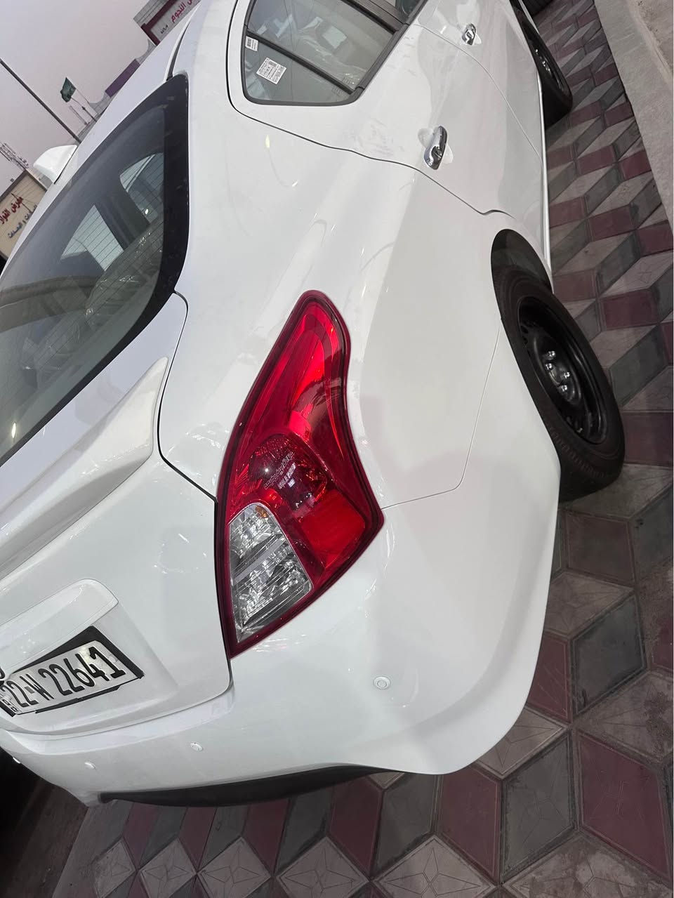 نيسان هندي صني 
شاشه لكزز 
موديل 2025
زيروا مع وكاله مجانيه 
معرض خيرات الزهراء
للاتصال *********** البصرة, العراق
