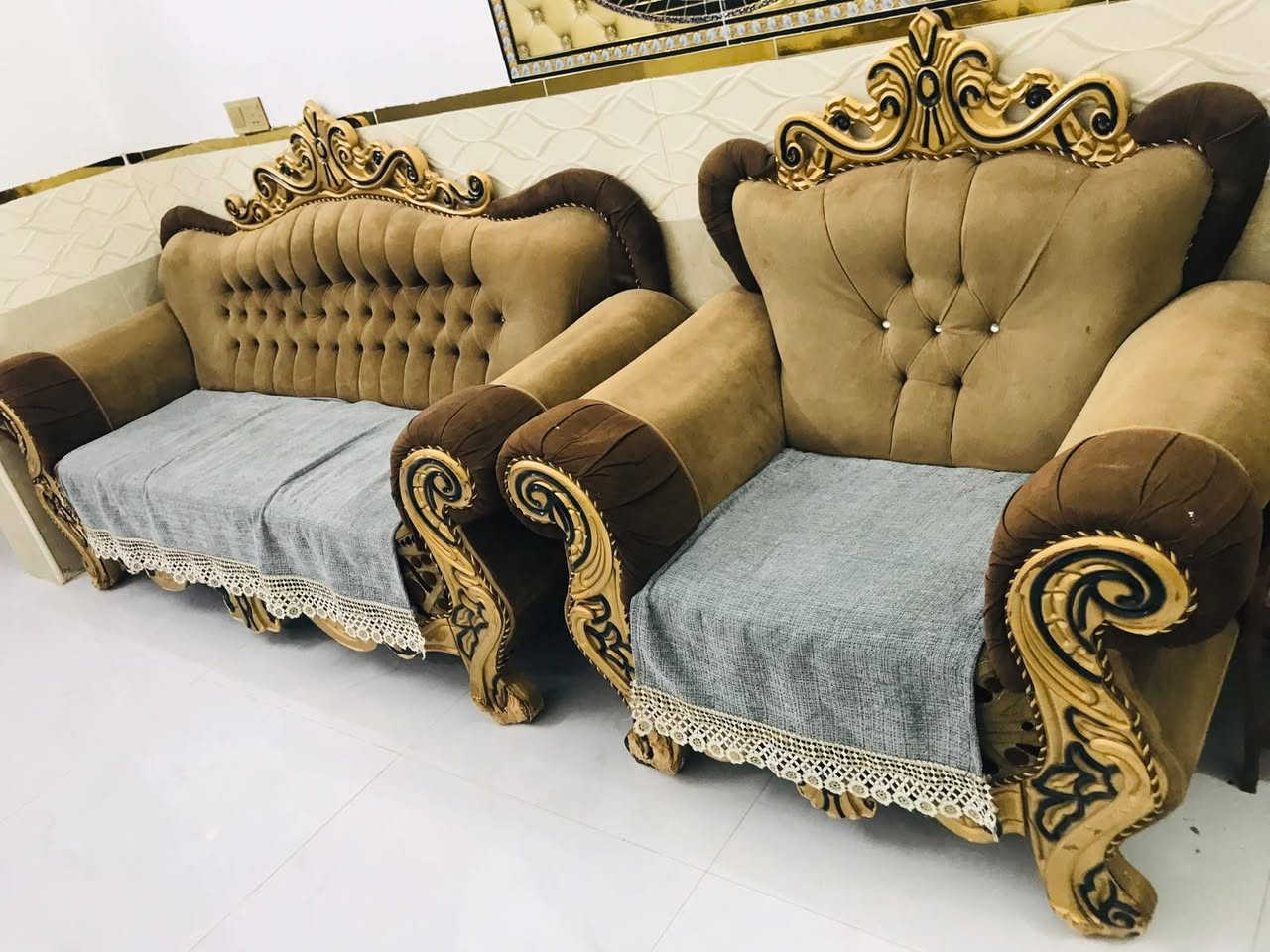 سلام عليكم يتم أعاده النشر بسبب الوعود الكاذبه تخم للبيع نجاره نضيف كلش بس رجليهه شويه تذب خشب وهاهيه السعر 350


**إذا كنت صاحب هذا الإعلان وتريد حذفه لأي سبب، رجاءا أرسل رسالة إلى الدعم الفني**