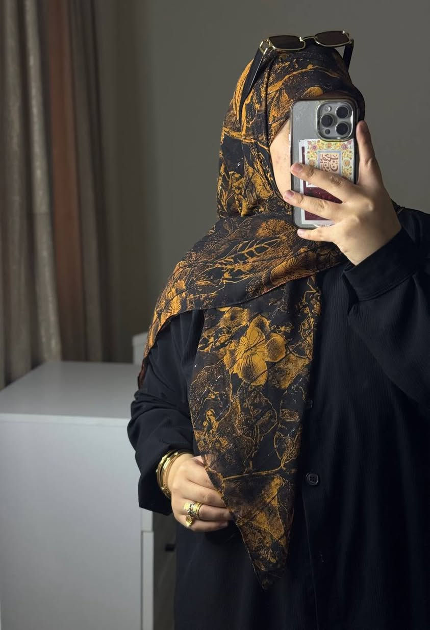 #شيفون #اماراتي #ولاغلطة #الخامة والنقشة وزن الريشة معبالك لابسة شي ❣️❣️❣️


**إذا كنت صاحب هذا الإعلان وتريد حذفه لأي سبب، رجاءا أرسل رسالة إلى الدعم الفني**